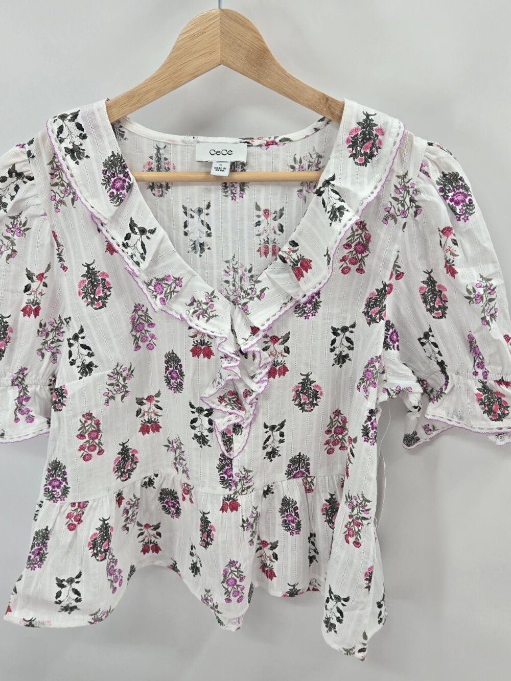 Cece Ruffle White Floral Peplum Cotton Semi-Sheer Ruffled Top Blouse Size Small